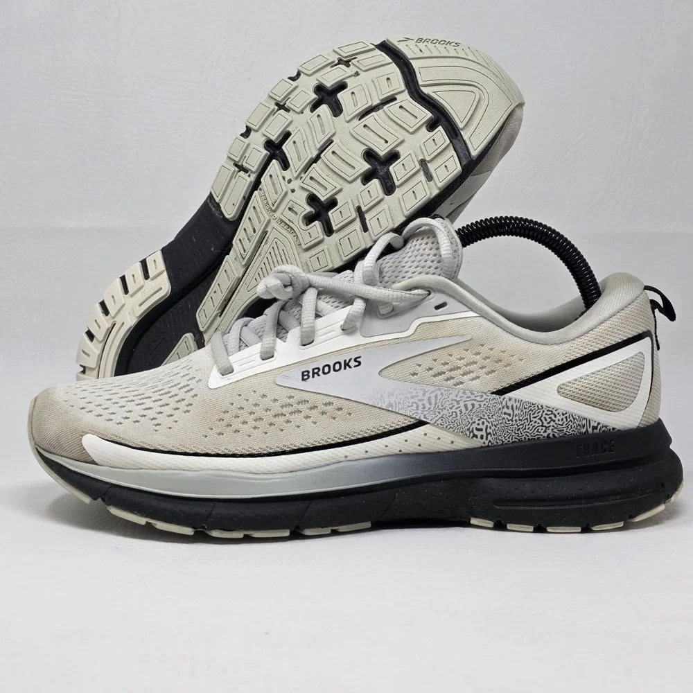 Brooks Women's Trace 3 Running Shoes White/Oyster Size 10 Medium/B Pre-owned